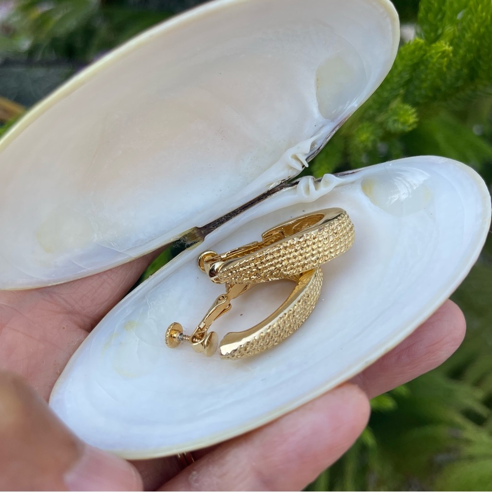 Vintage | Napier Earrings Classic Gold Tone Half Hoop screw/Clip earrings